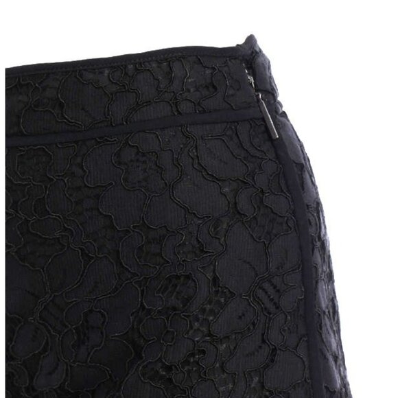 MSGM italian designer black lace broderie shorts, fully lined, EU 40, US 8 - Picture 4 of 5